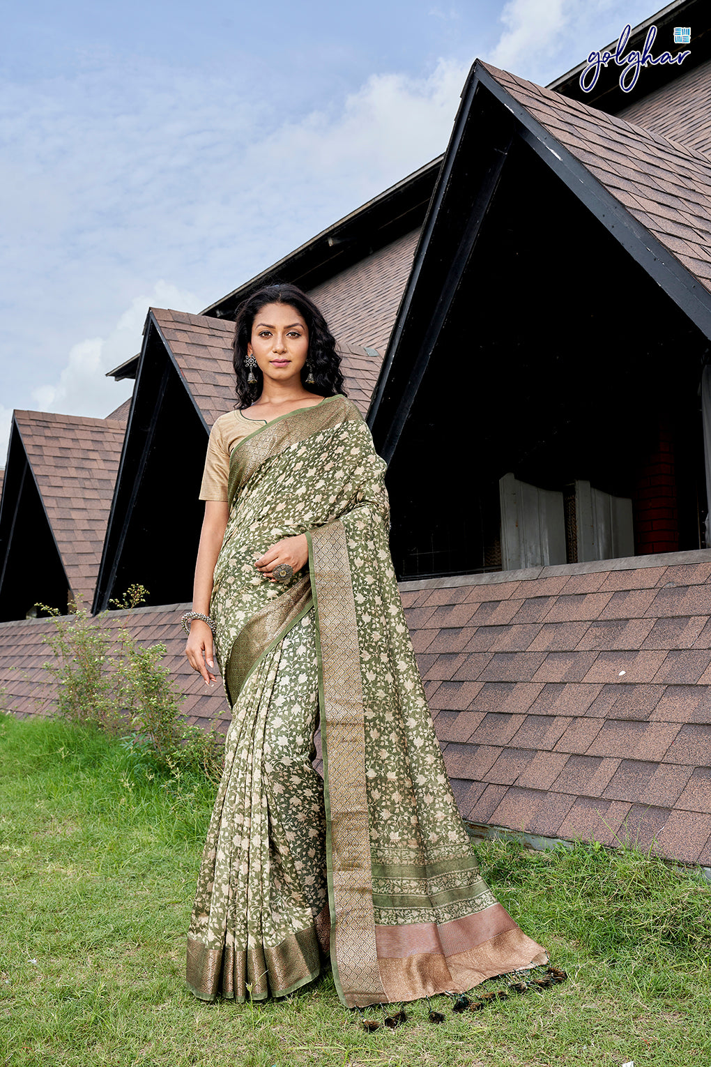 Dust Devil (Saree)