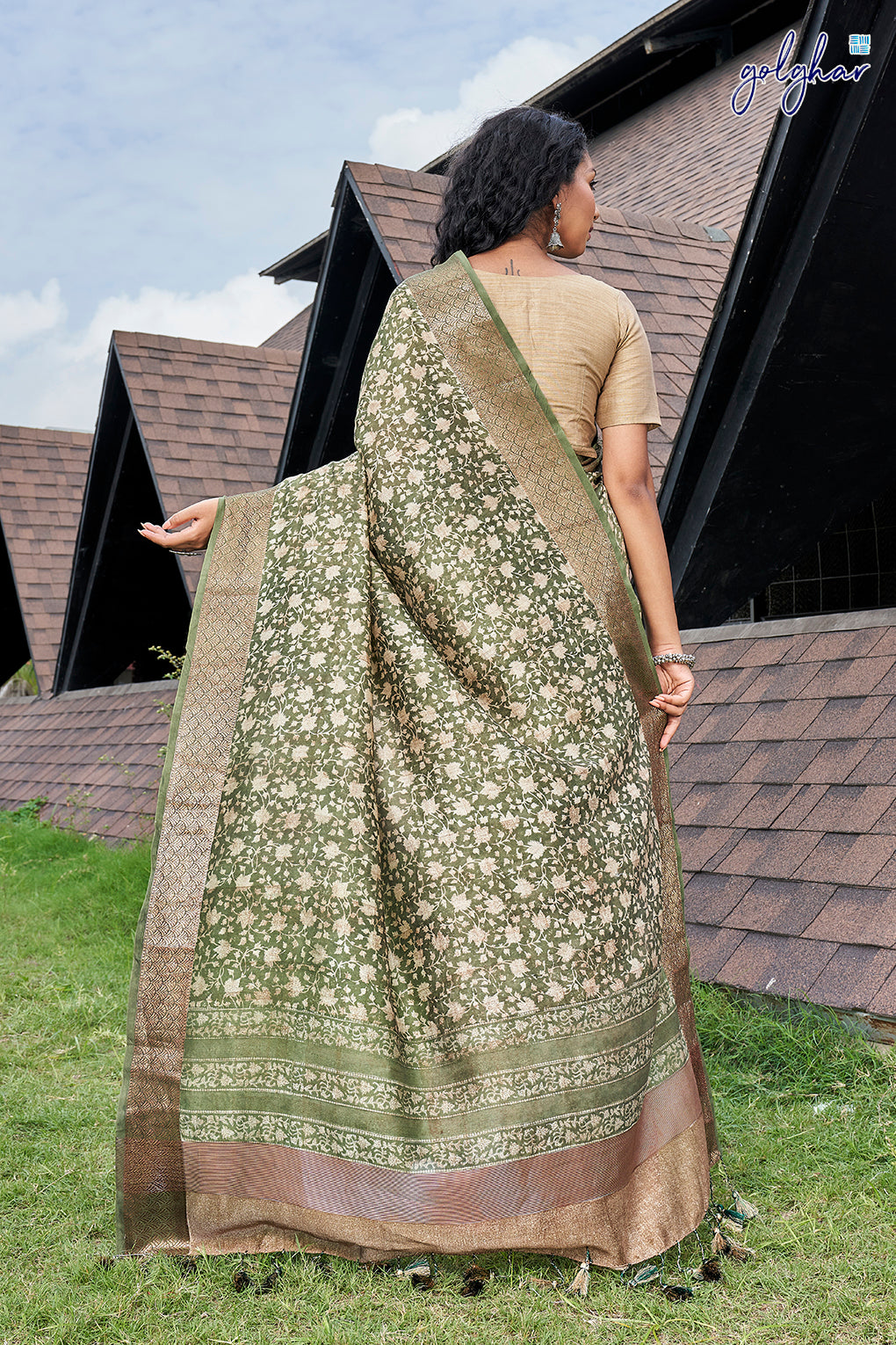 Dust Devil (Saree)