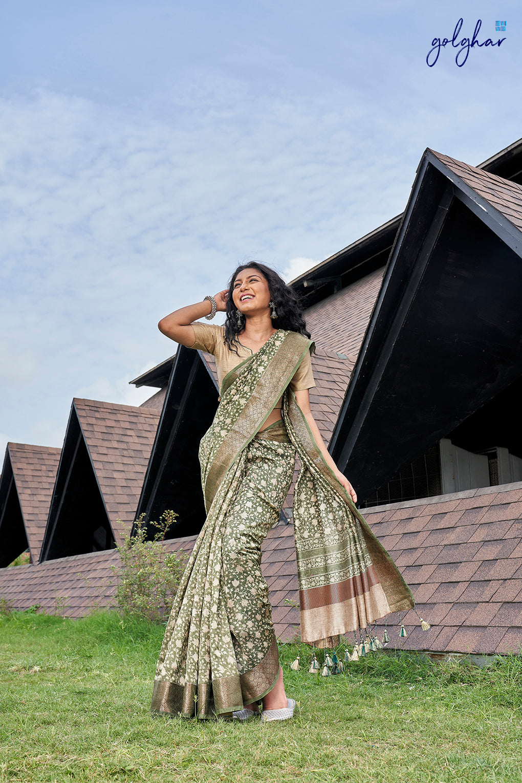 Dust Devil (Saree)
