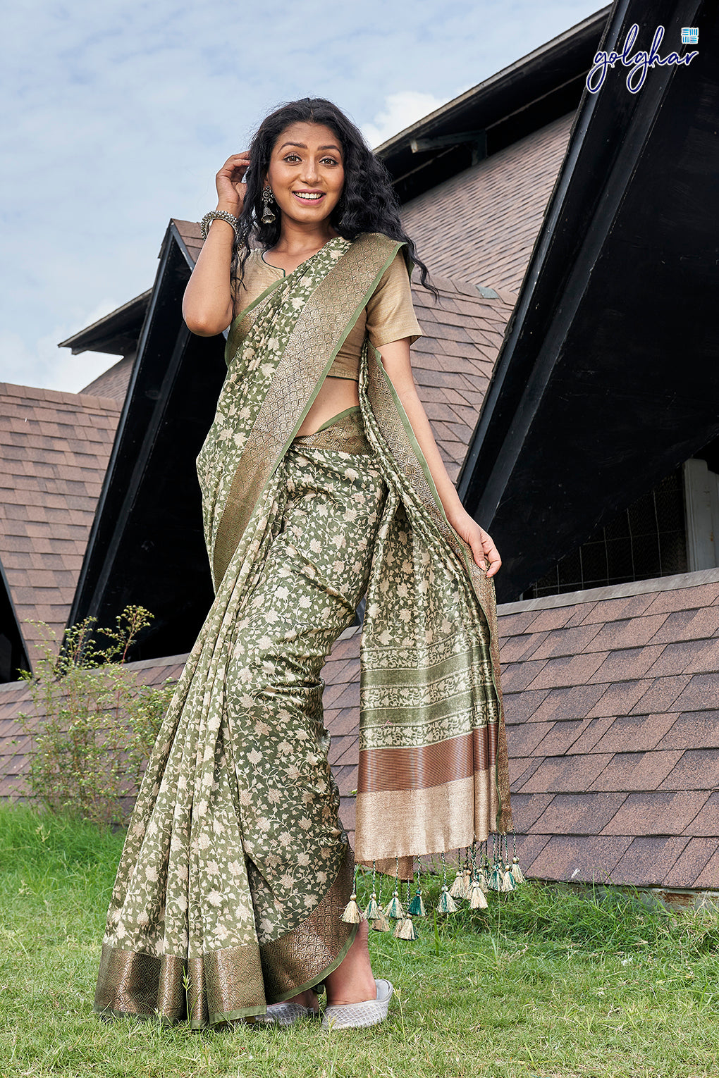 Dust Devil (Saree)