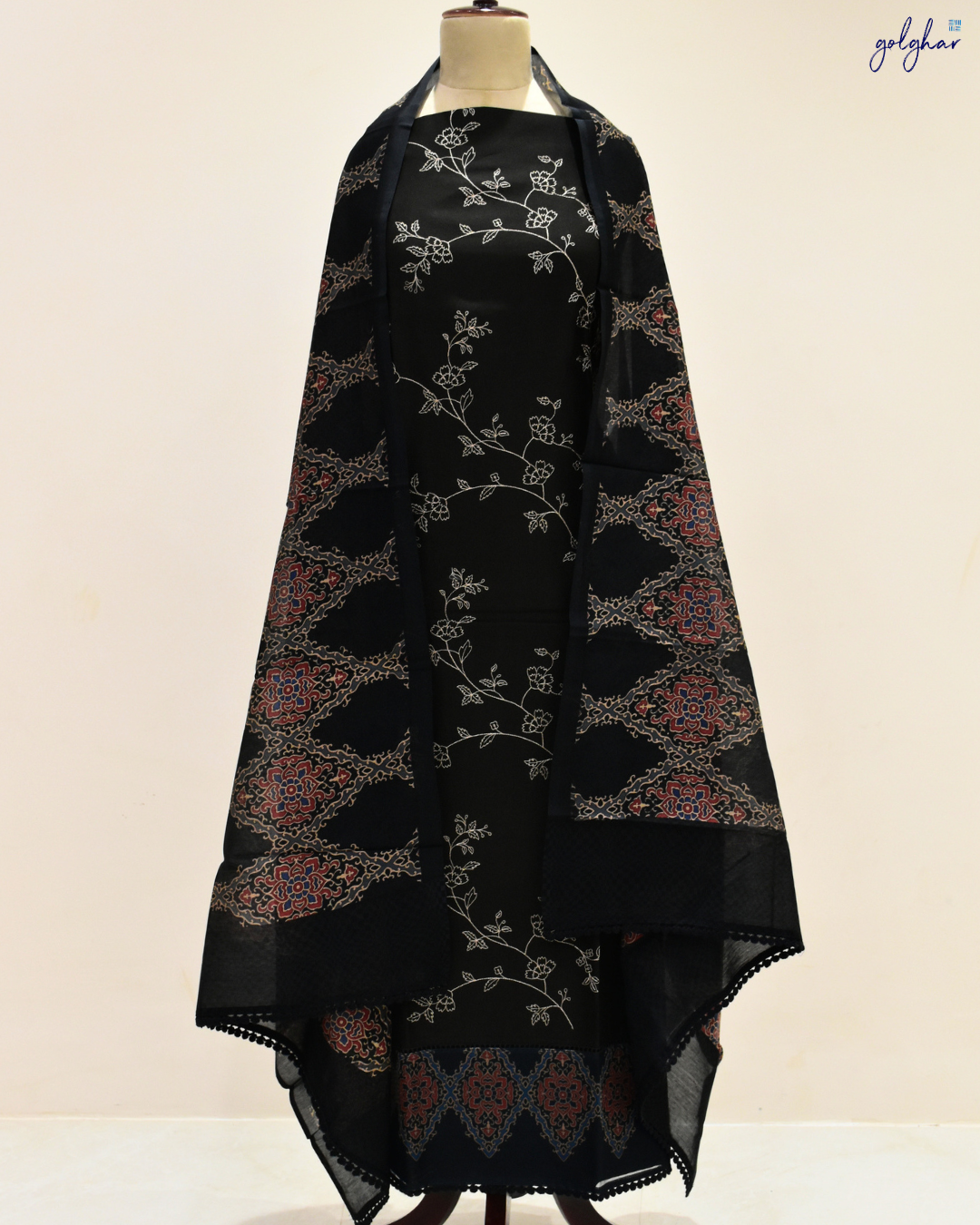 Shabnam (Suit)