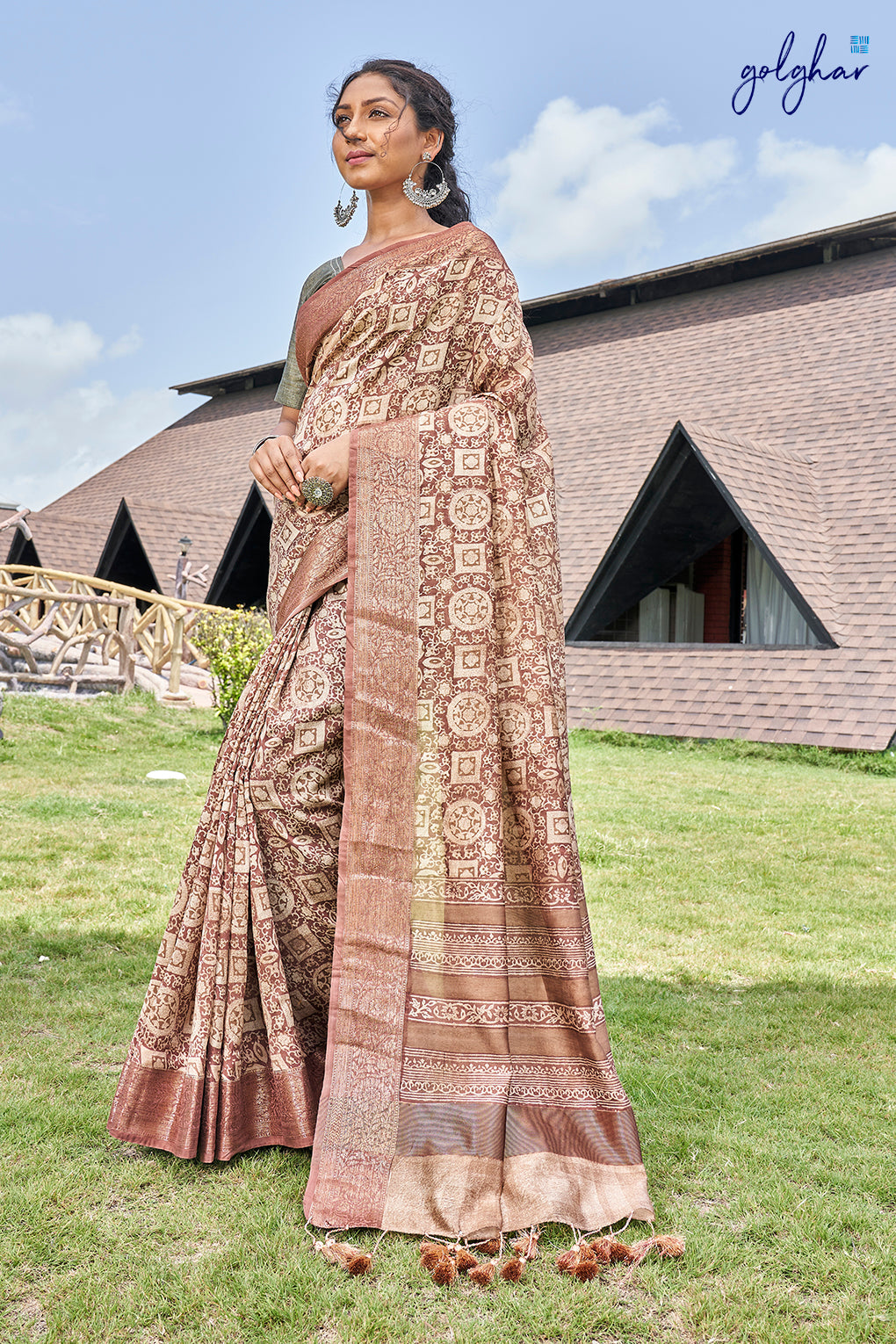 Dust Jacket (Saree)