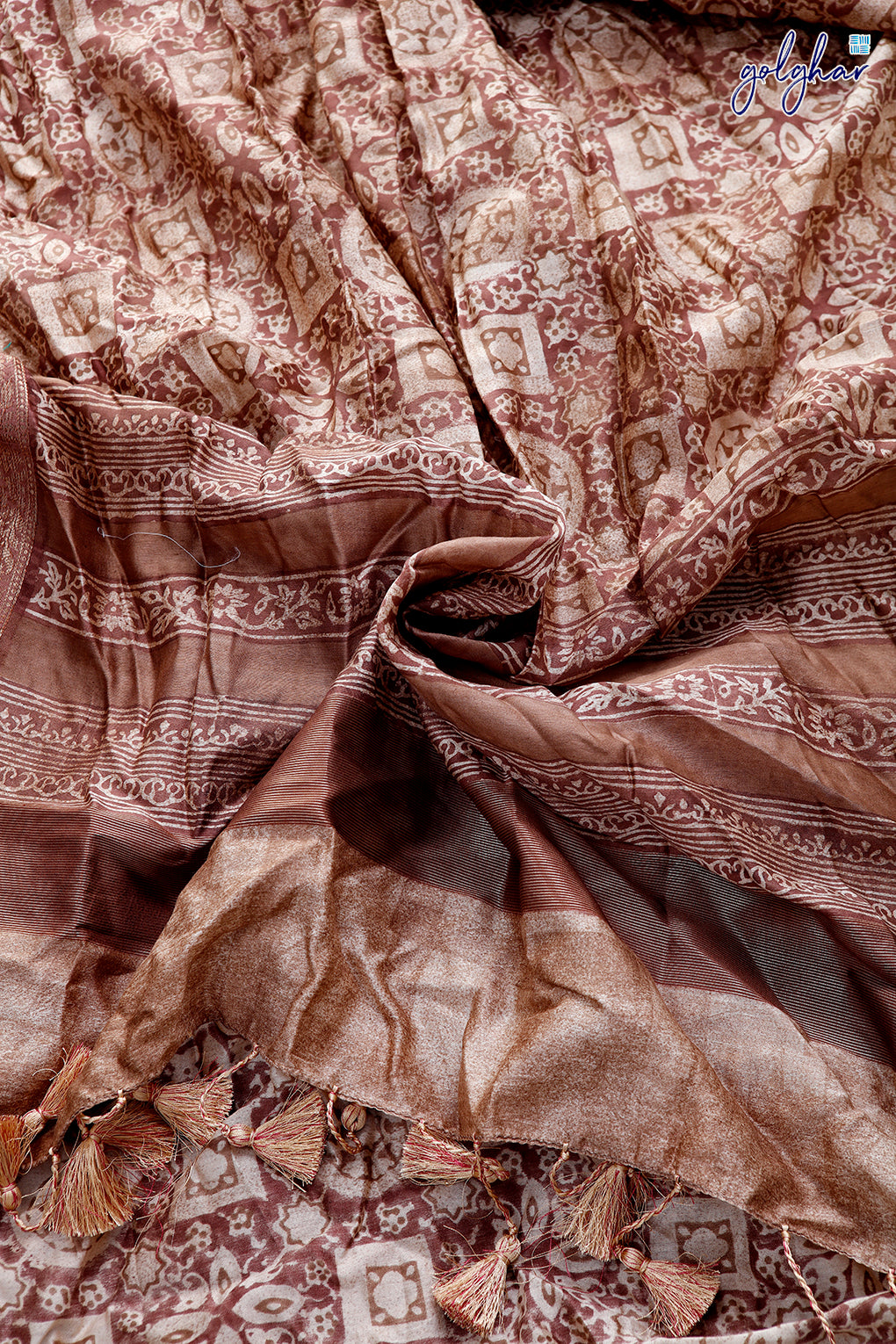 Dust Jacket (Saree)