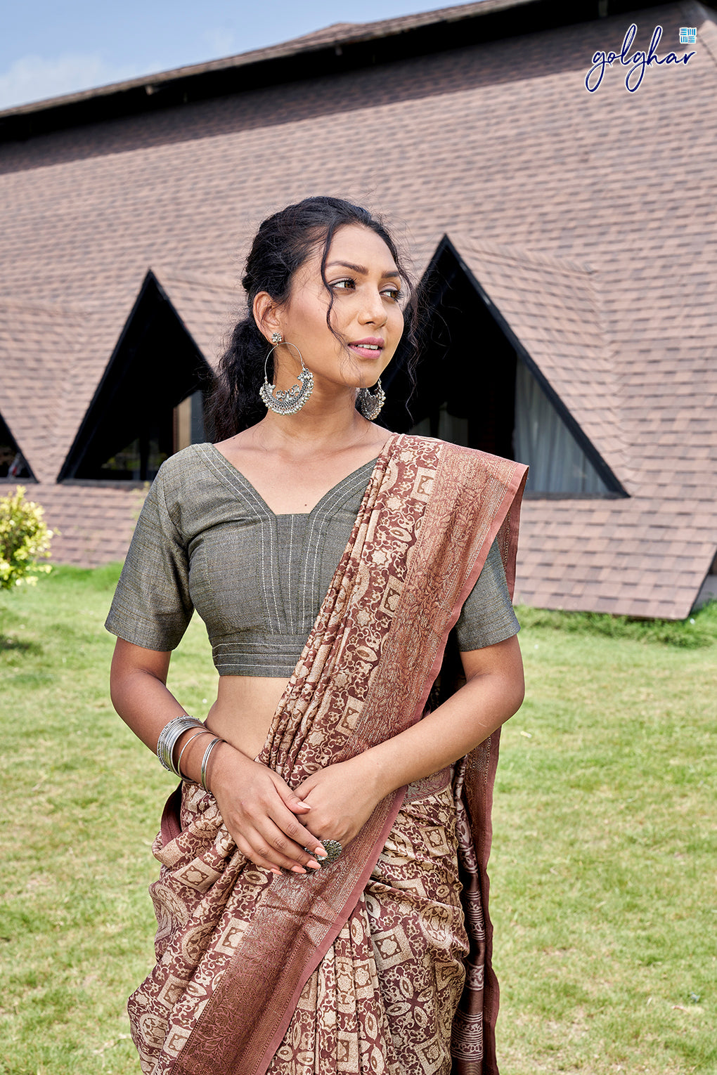 Dust Jacket (Saree)