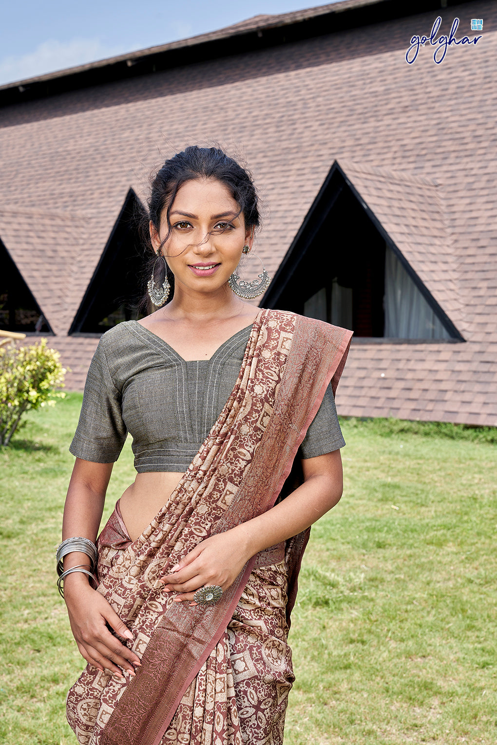 Dust Jacket (Saree)
