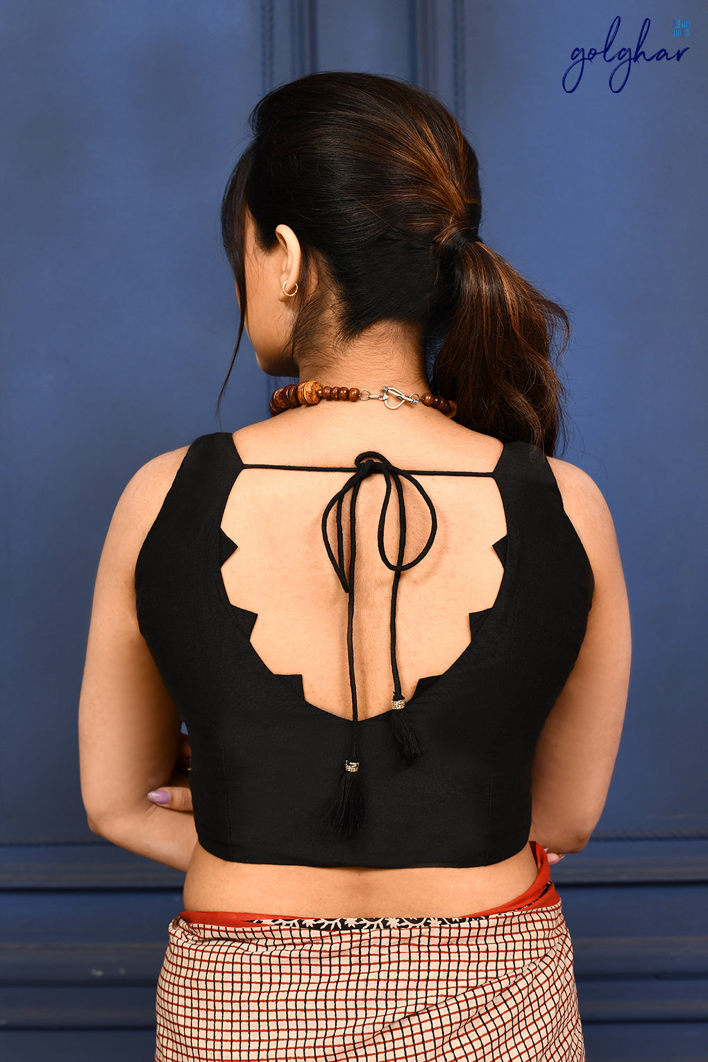 Black Thorns (Blouse)