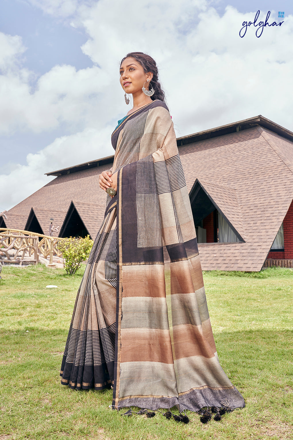 Americano (Saree)