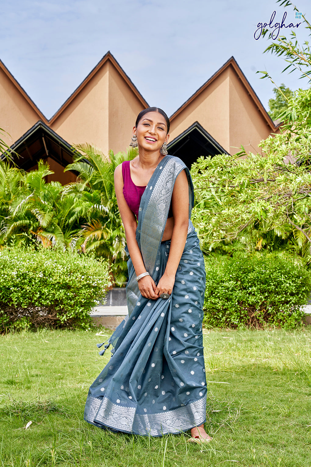 Macro Cosmos (Saree)