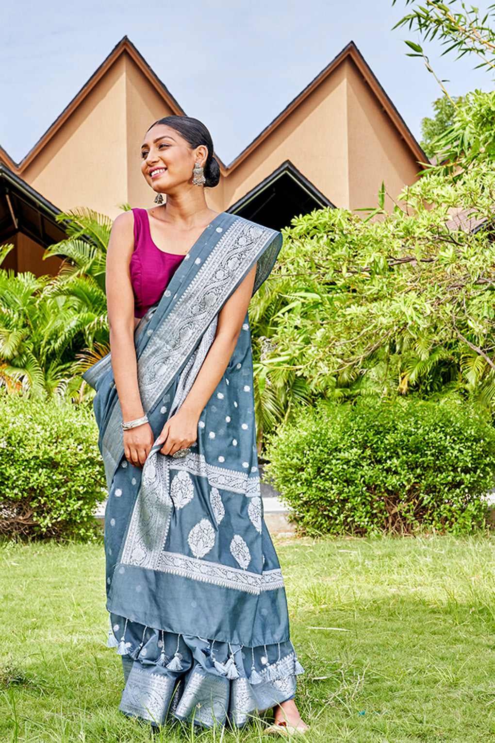 Macro Cosmos (Saree)
