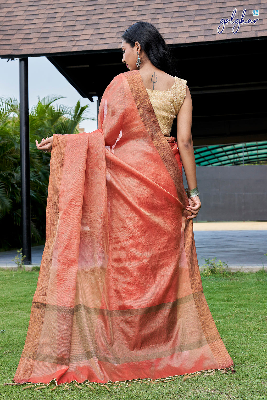 Dreamy Vision (Saree)
