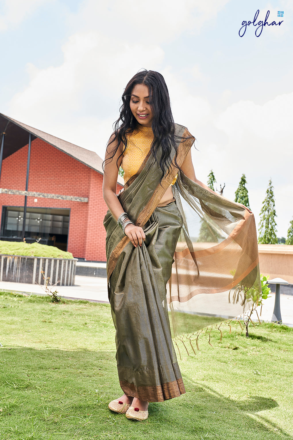 Dreamy Poem (Saree)