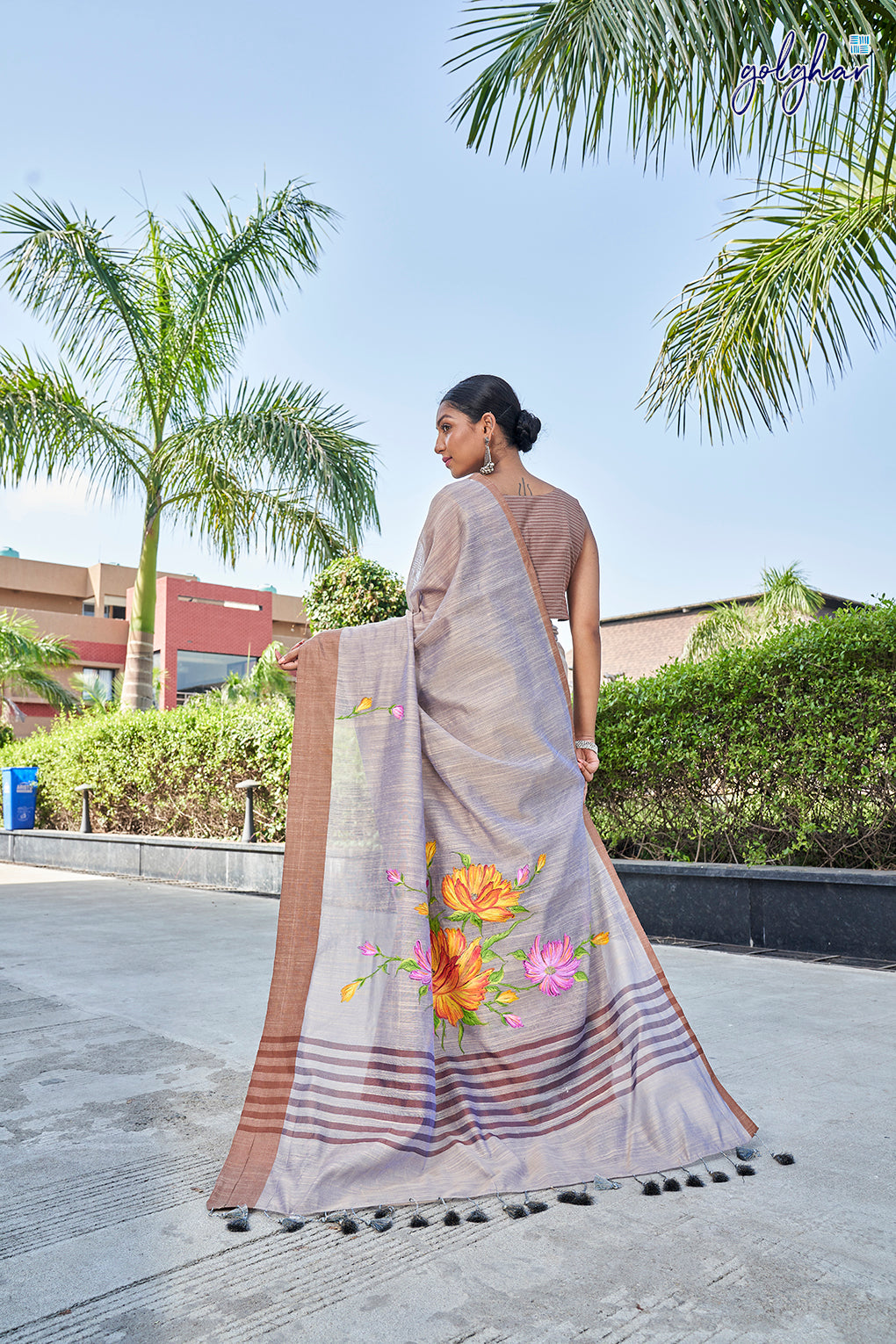Adoring Grey (Saree)