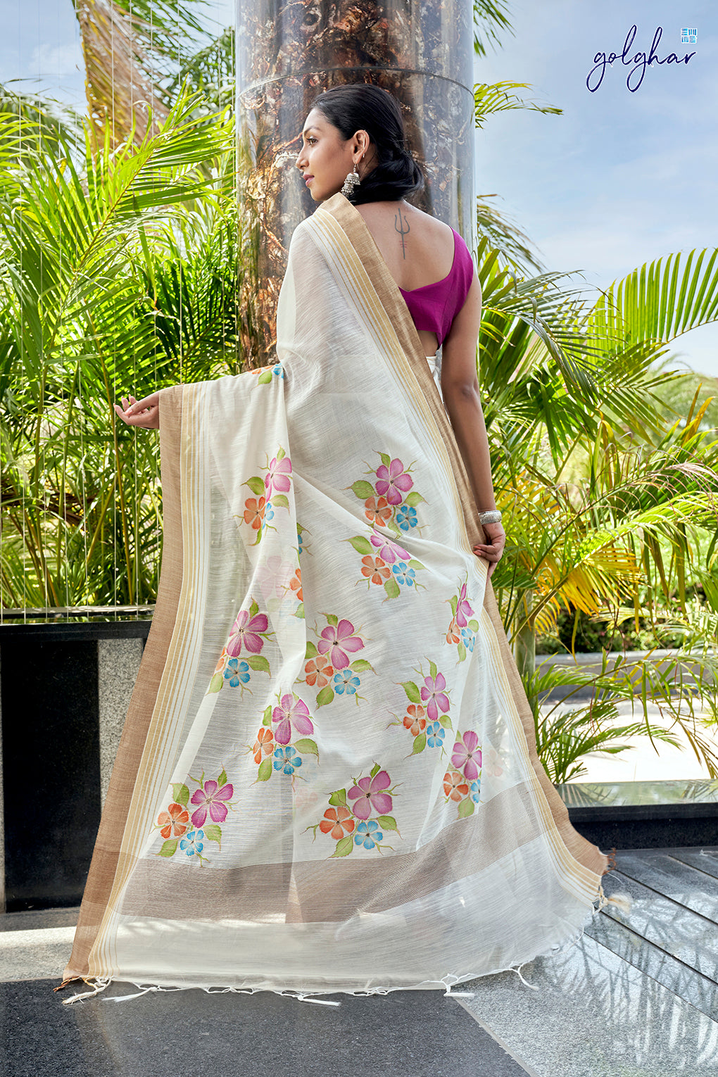 Essence (Saree)