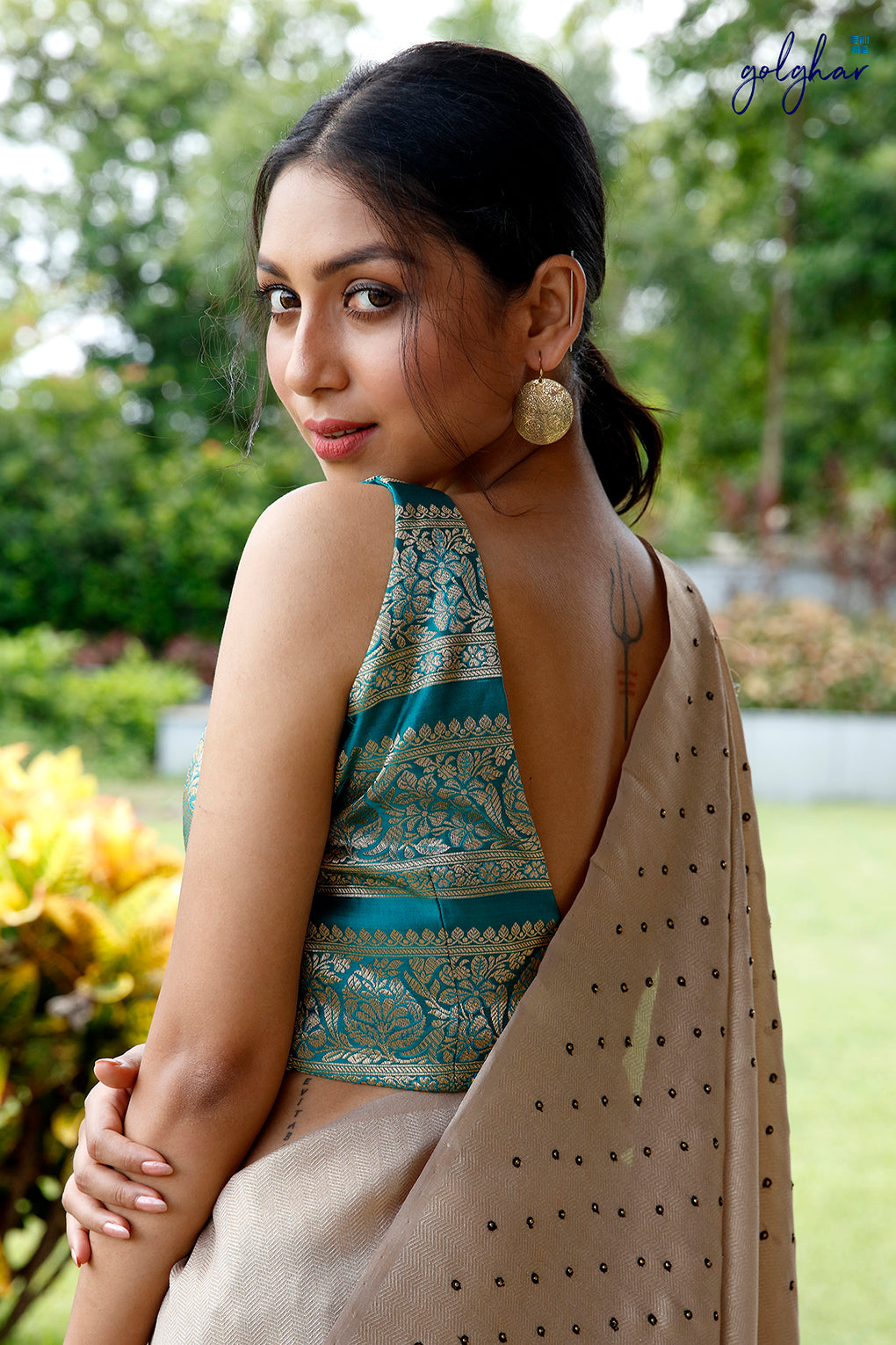 Classy & Fabulous (Blouse)