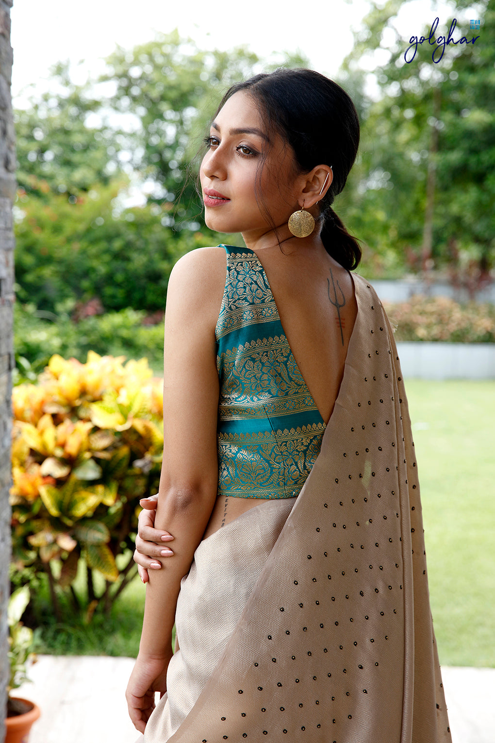 Classy & Fabulous (Blouse)