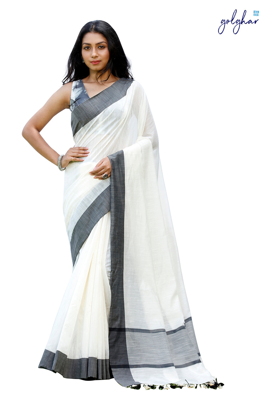 Ebony Euphony (Saree)