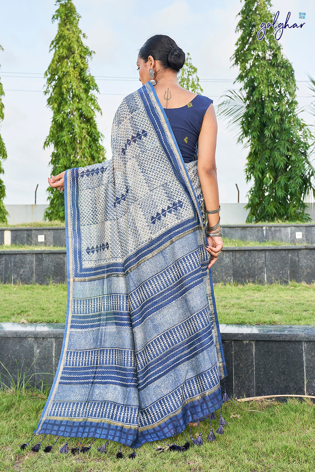 Mad Mighty (Saree)