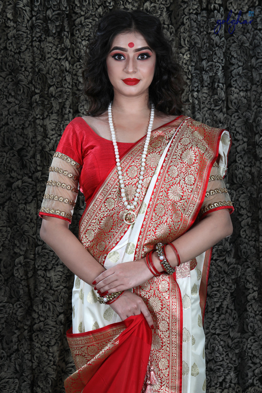 Swethambar (Saree)