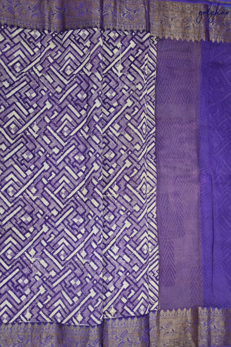 Plum Charm (Saree)