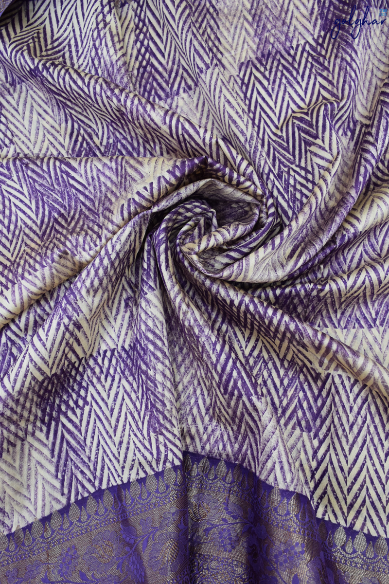 Plum Charm (Saree)