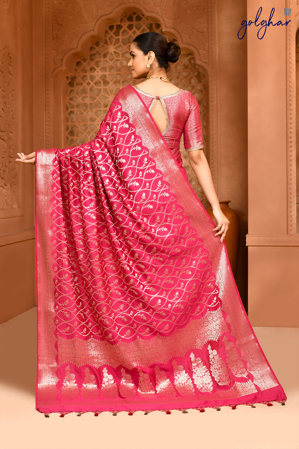 Chiniya Gulabo (Saree)