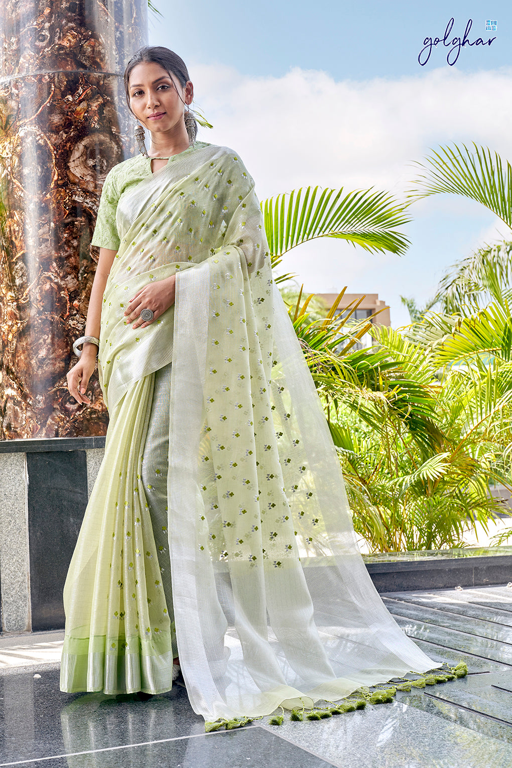Breezy Fizzy (Saree)