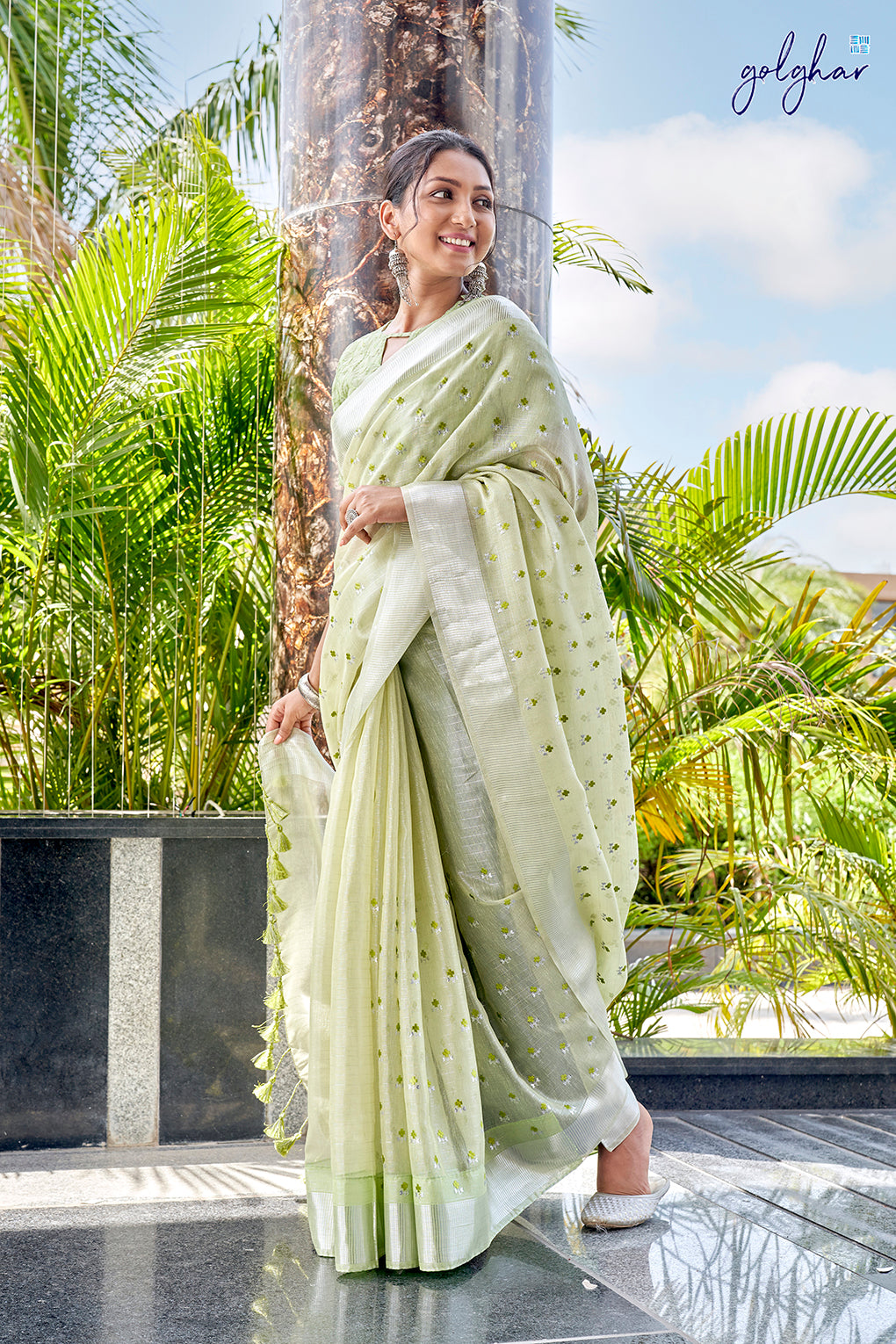 Breezy Fizzy (Saree)