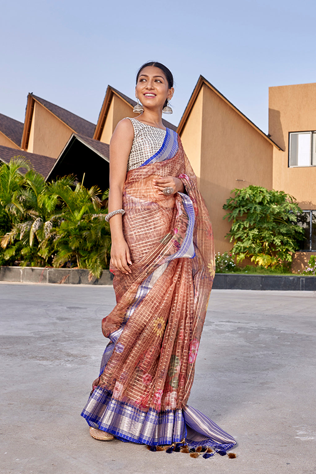 Ravishing Lit (Saree)