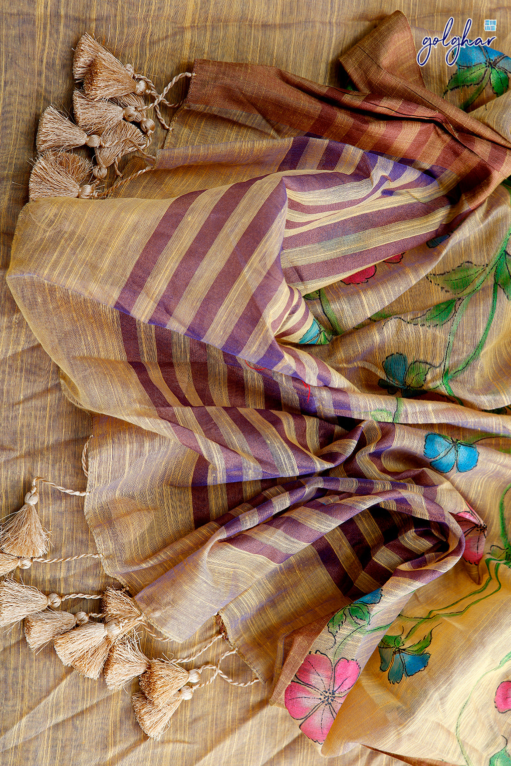 Provocative Wood (Saree)