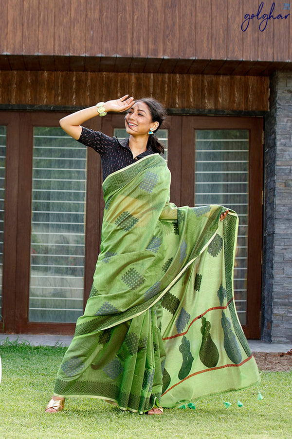 Contour & Bronze  Fancy Linen Banarasi Saree with Shining Texture – golghar