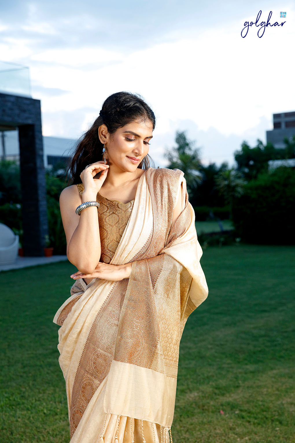 Abha (Saree)