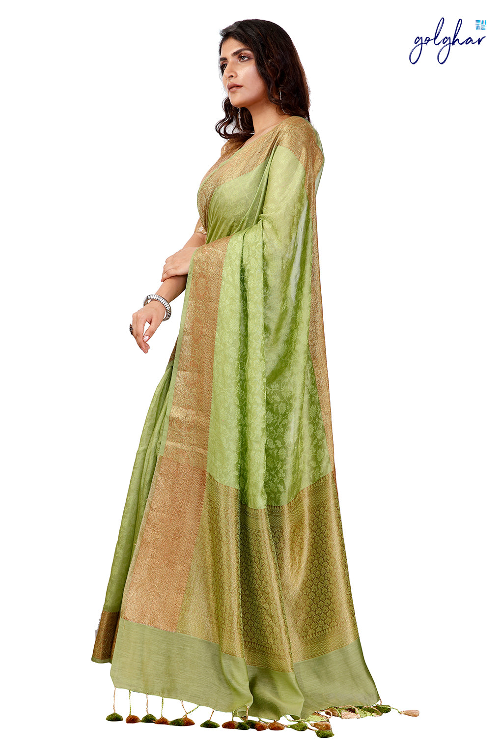 Shraavani (Saree)