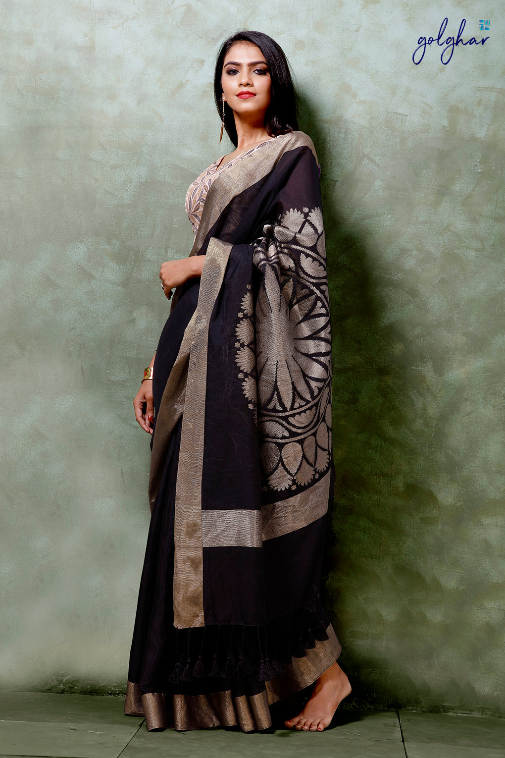 Moonlight Black (Saree)